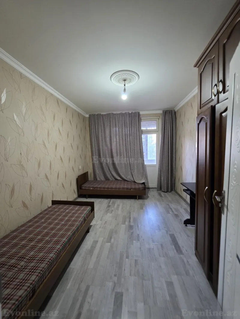 Satılır 2 otaqlı Mənzil Köhnə tikili 55 m² Bakıxanov - şəkil 9