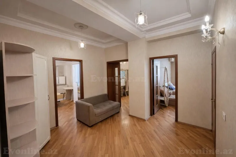 Satılır 3 otaqlı Mənzil Yeni tikili 105 m² İnşaatçılar m. - şəkil 8