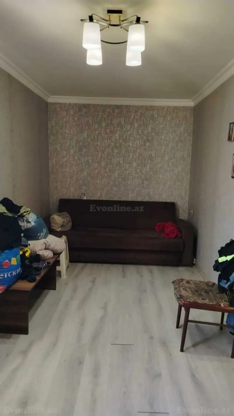 Satılır 2 otaqlı Mənzil Köhnə tikili 55 m² Xırdalan