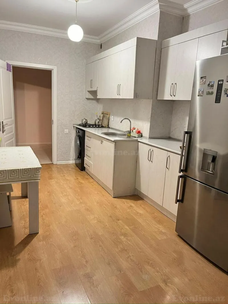 Kirayə verilir 3 otaqlı Mənzil Yeni tikili 130 m² Həzi Aslanov m. - şəkil 10