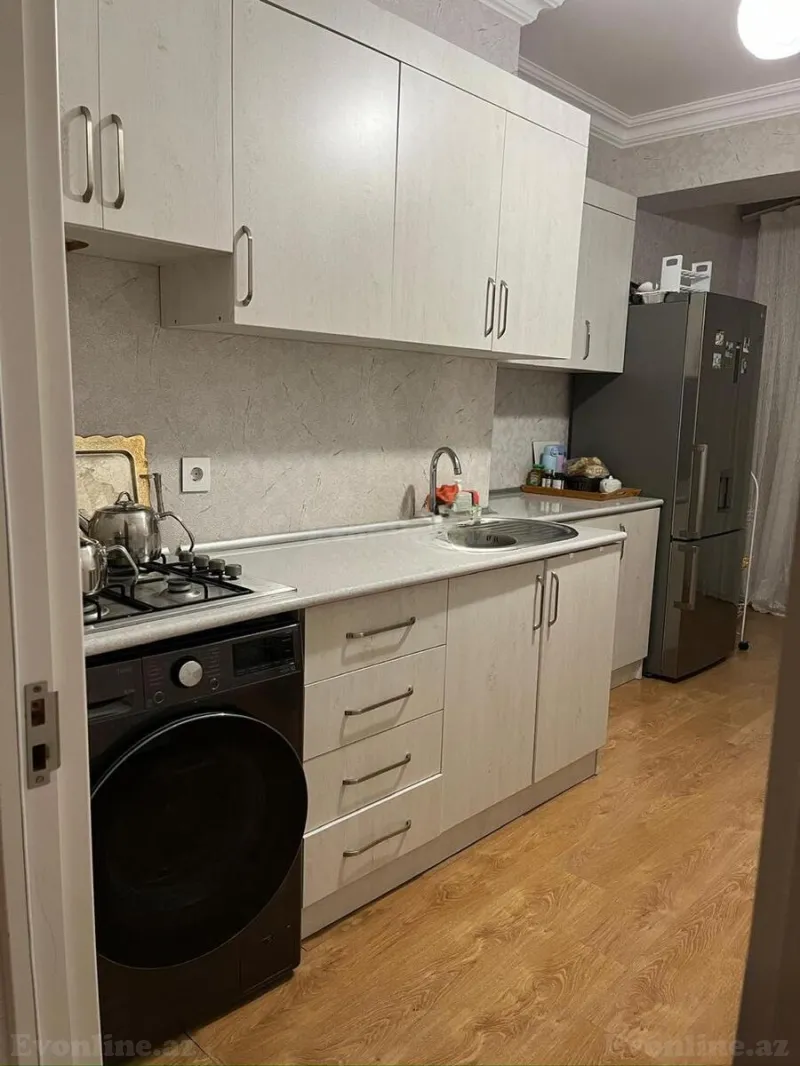 Kirayə verilir 3 otaqlı Mənzil Yeni tikili 130 m² Həzi Aslanov m. - şəkil 16