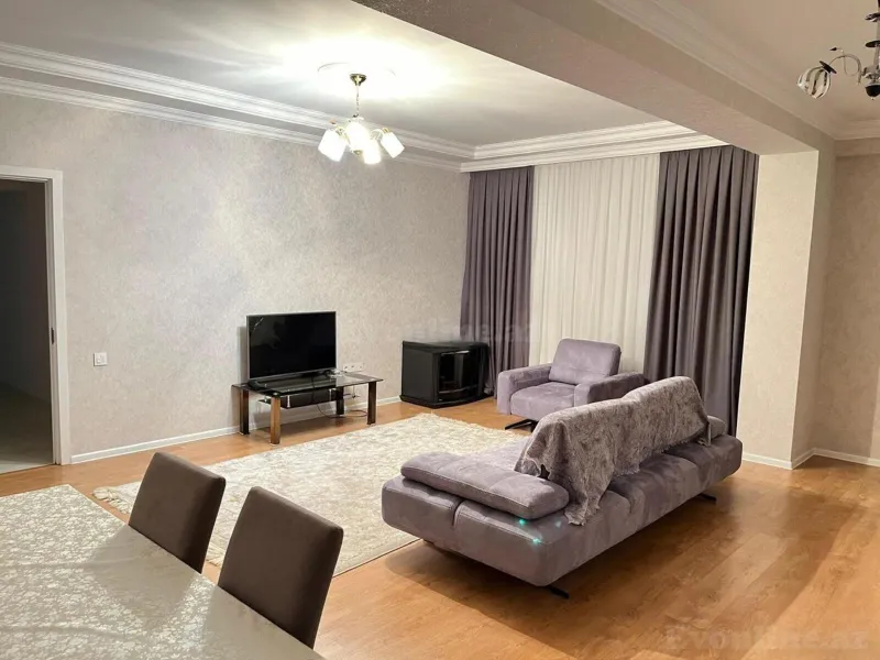 Kirayə verilir 3 otaqlı Mənzil Yeni tikili 130 m² Həzi Aslanov m. - şəkil 18
