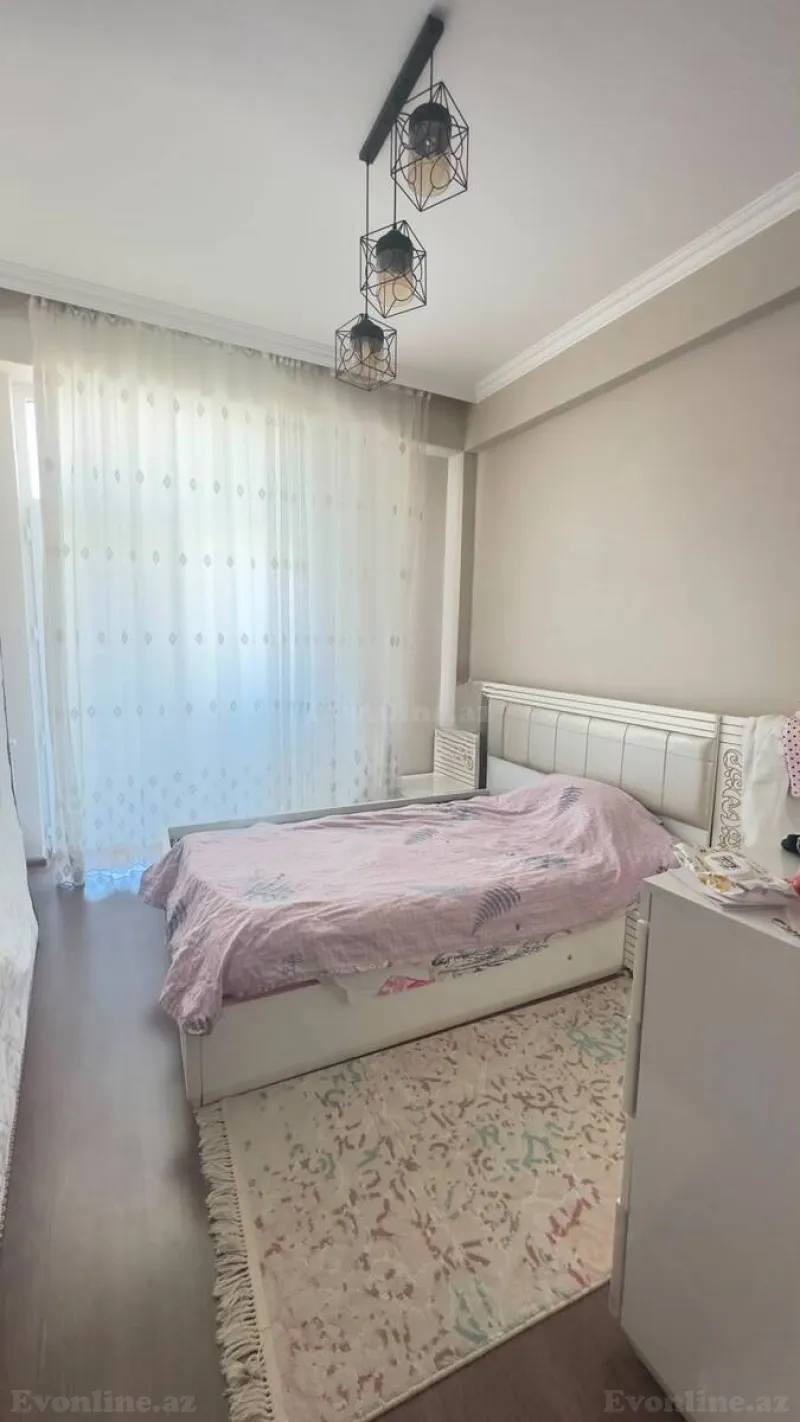 Kirayə verilir 4 otaqlı Mənzil Yeni tikili 100 m² İnşaatçılar m. - şəkil 4