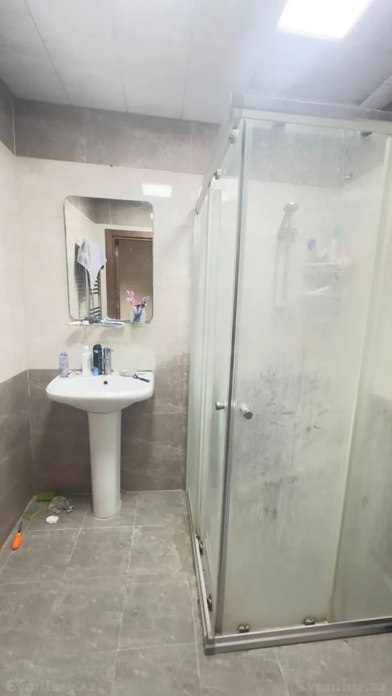 Kirayə verilir 4 otaqlı Mənzil Yeni tikili 100 m² İnşaatçılar m. - şəkil 11