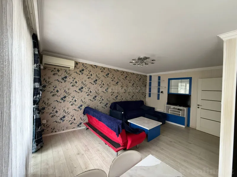 Kirayə verilir 3 otaqlı Mənzil Köhnə tikili 90 m² 28 May m. - şəkil 2