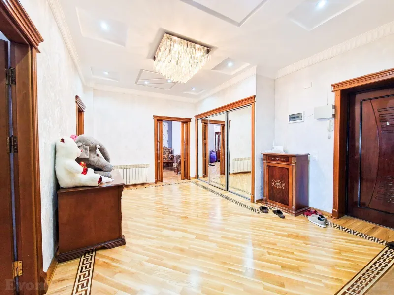 Kirayə verilir 3 otaqlı Mənzil Yeni tikili 120 m² Neftçilər m. - şəkil 11