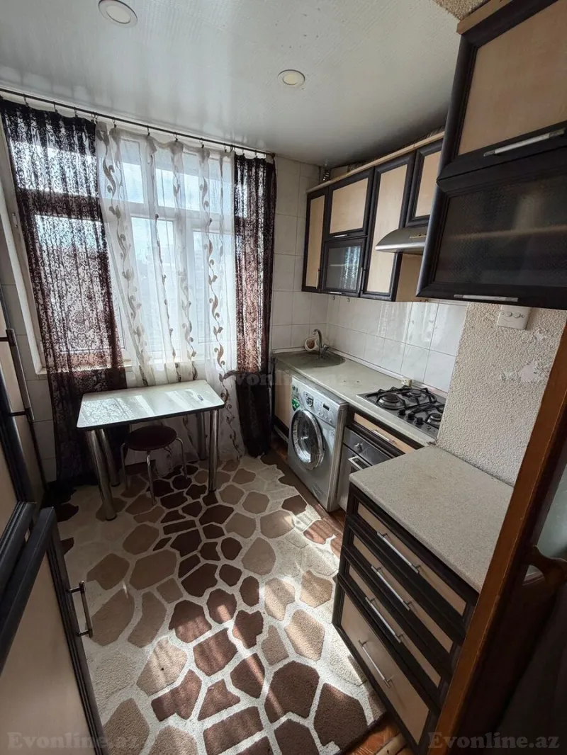 Satılır 2 otaqlı Mənzil Köhnə tikili 55 m² 8-ci mikrorayon - şəkil 7