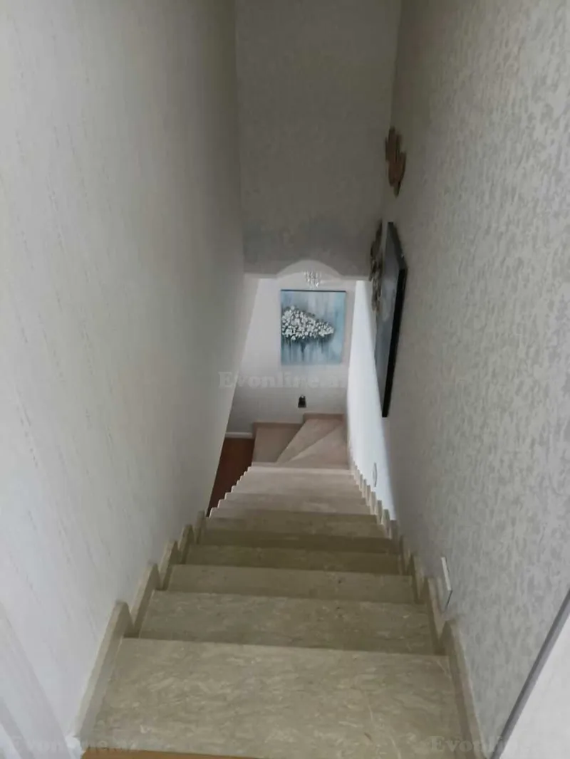 Satılır 3 otaqlı Mənzil Köhnə tikili 90 m² Nizami m. - şəkil 7