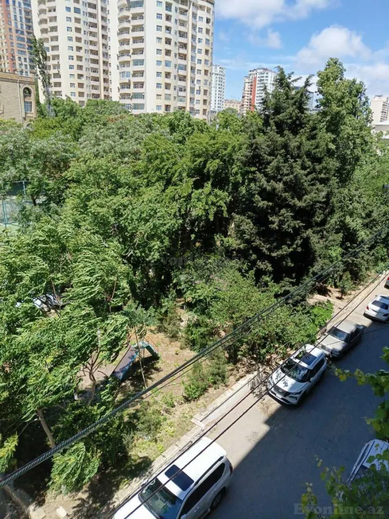 Satılır 3 otaqlı Mənzil Köhnə tikili 90 m² Nizami m. - şəkil 24