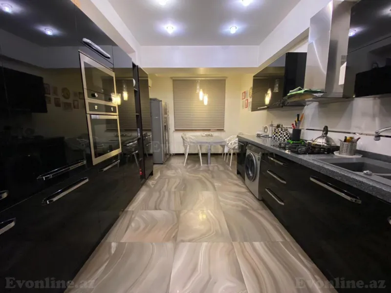 Satılır 3 otaqlı Mənzil Yeni tikili 147 m² Nizami m. - şəkil 2