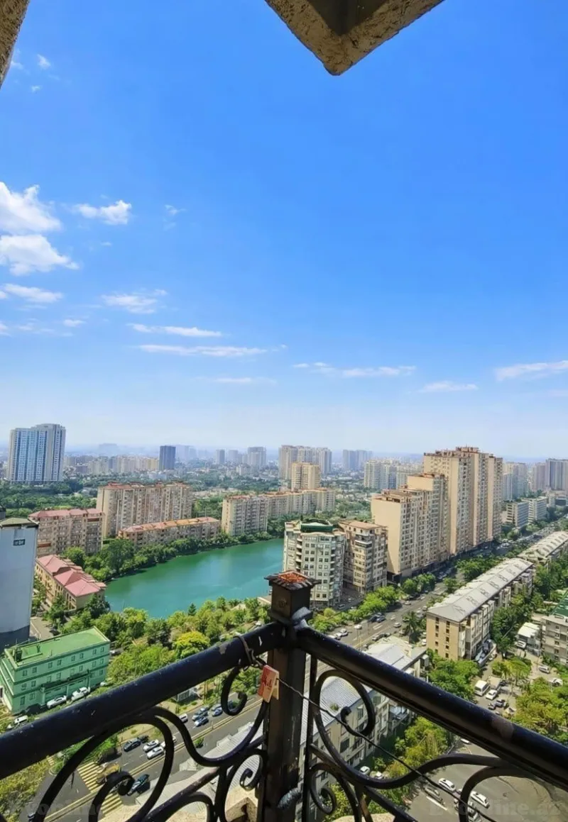 Kirayə verilir 2 otaqlı Mənzil Yeni tikili 145 m² İnşaatçılar m. - şəkil 2