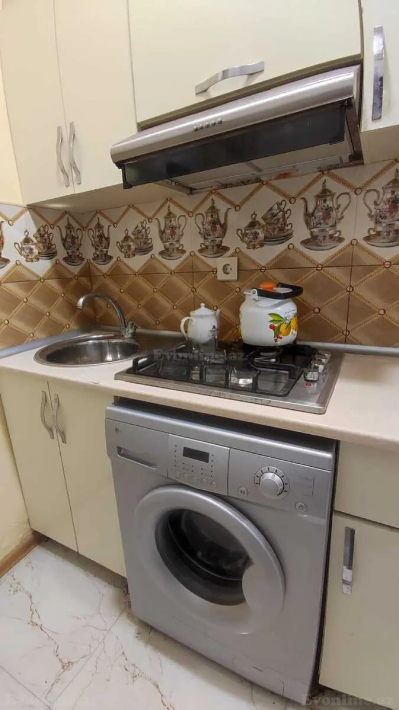 Kirayə verilir 1 otaqlı Mənzil Köhnə tikili 25 m² Yasamal r. - şəkil 8