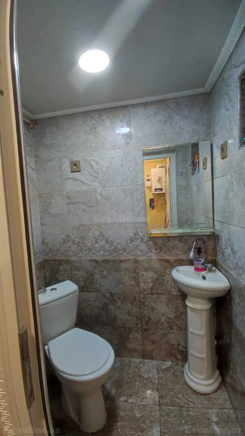 Kirayə verilir 1 otaqlı Mənzil Köhnə tikili 25 m² Yasamal r. - şəkil 11