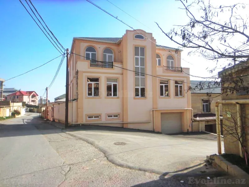 Satılır 6 otaqlı Həyət evi 510 m² Badamdar
