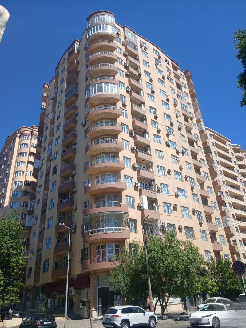 Satılır 4 otaqlı Mənzil Yeni tikili 171 m² Nərimanov r. - şəkil 16