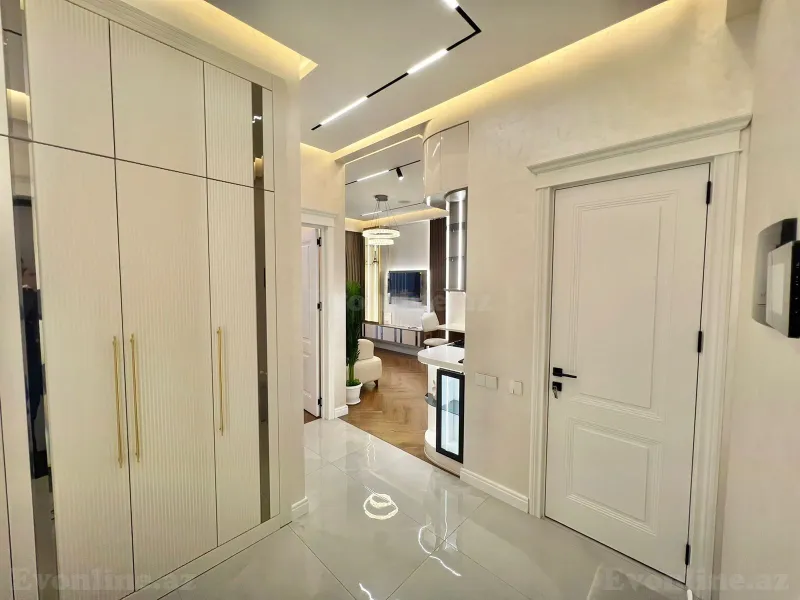 Satılır 2 otaqlı Mənzil Yeni tikili 47 m² Koroğlu m. - şəkil 9