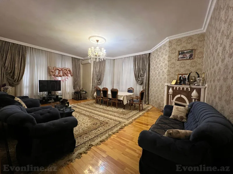 Satılır 7 otaqlı Həyət evi 298 m² Azadlıq prospekti m. - şəkil 2
