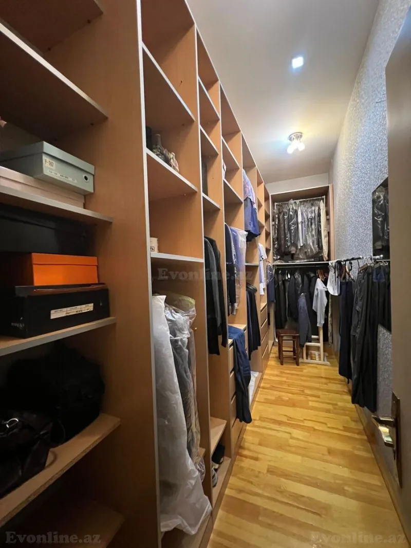Satılır 7 otaqlı Həyət evi 298 m² Azadlıq prospekti m. - şəkil 9