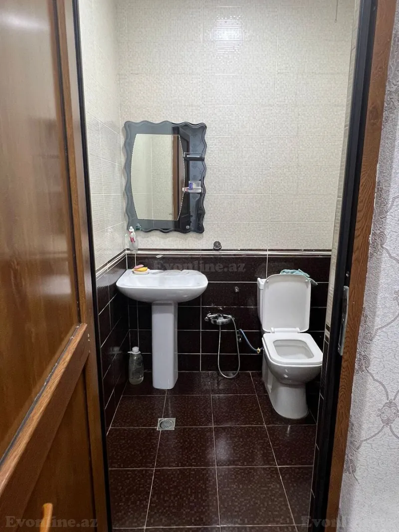 Satılır 7 otaqlı Həyət evi 298 m² Azadlıq prospekti m. - şəkil 13