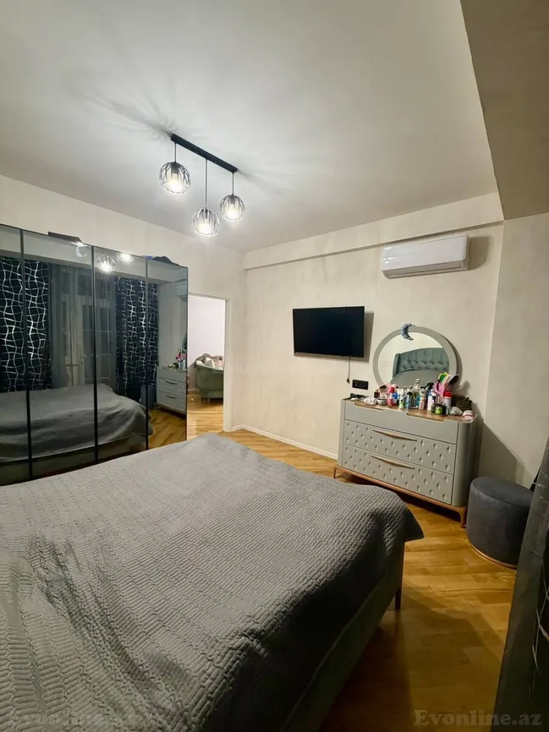Satılır 3 otaqlı Mənzil Yeni tikili 90 m² İnşaatçılar m. - şəkil 5