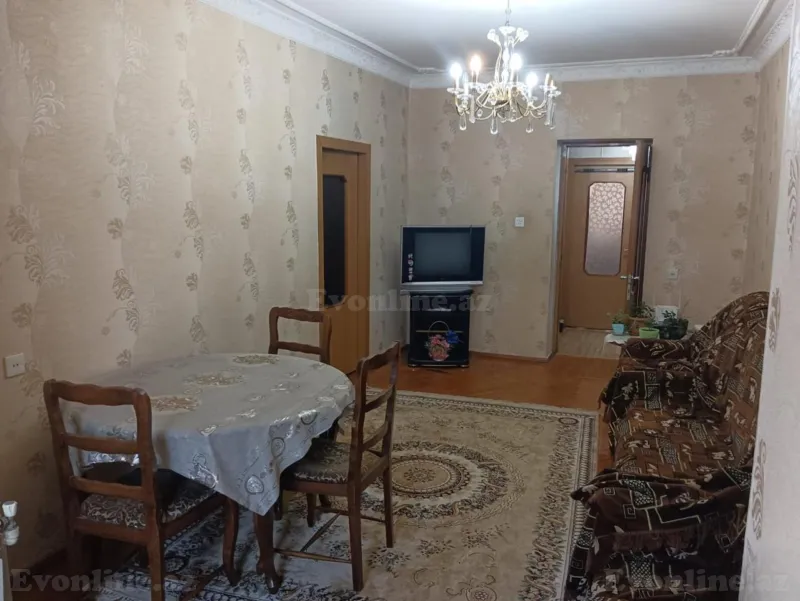 Kirayə verilir 3 otaqlı Mənzil Köhnə tikili 70 m² Gənclik m.