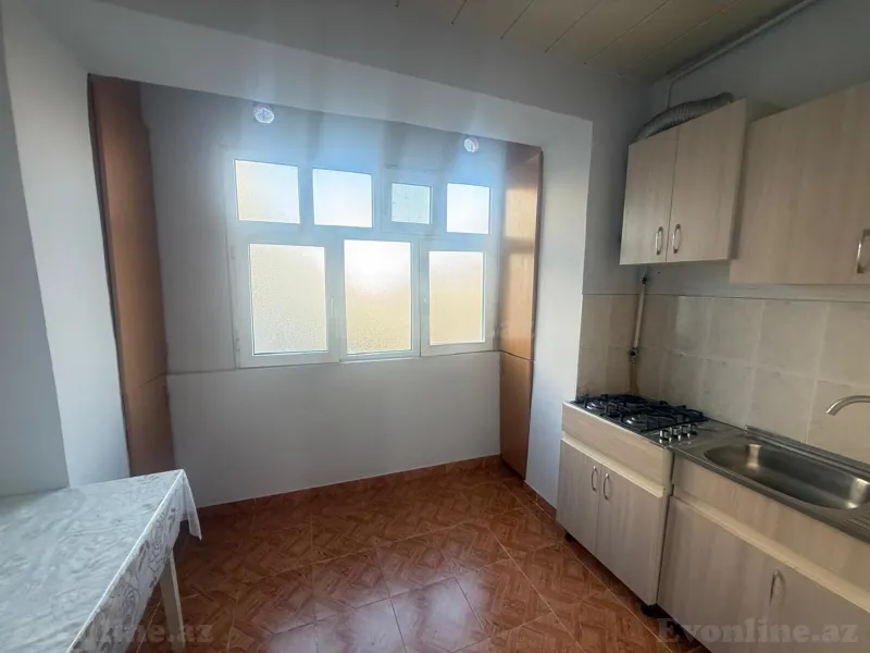 Kirayə verilir 2 otaqlı Mənzil Köhnə tikili 70 m² Əhmədli m. - şəkil 8