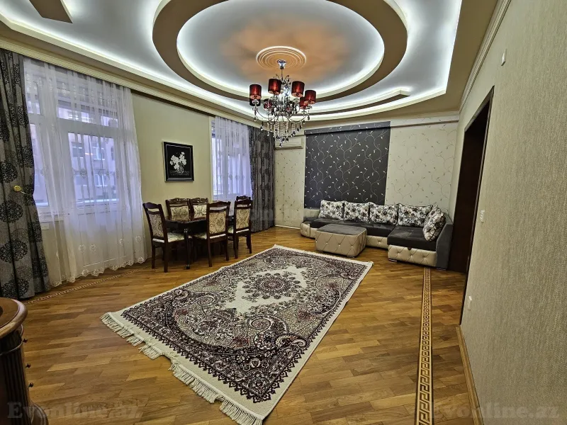 2 otaqlı Mənzil 120 m² Xətai r. Satılır