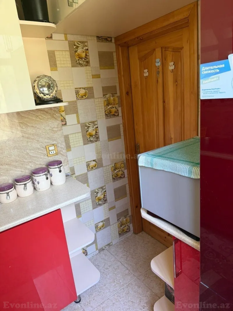 Satılır 2 otaqlı Mənzil Köhnə tikili 42 m² Memar Əcəmi m. - şəkil 24