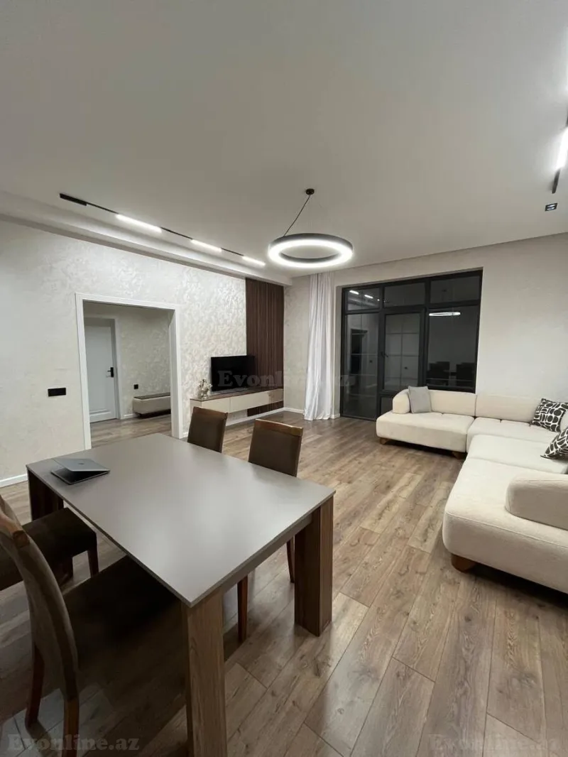Satılır 7 otaqlı Həyət evi 250 m² Səbail r. - şəkil 5