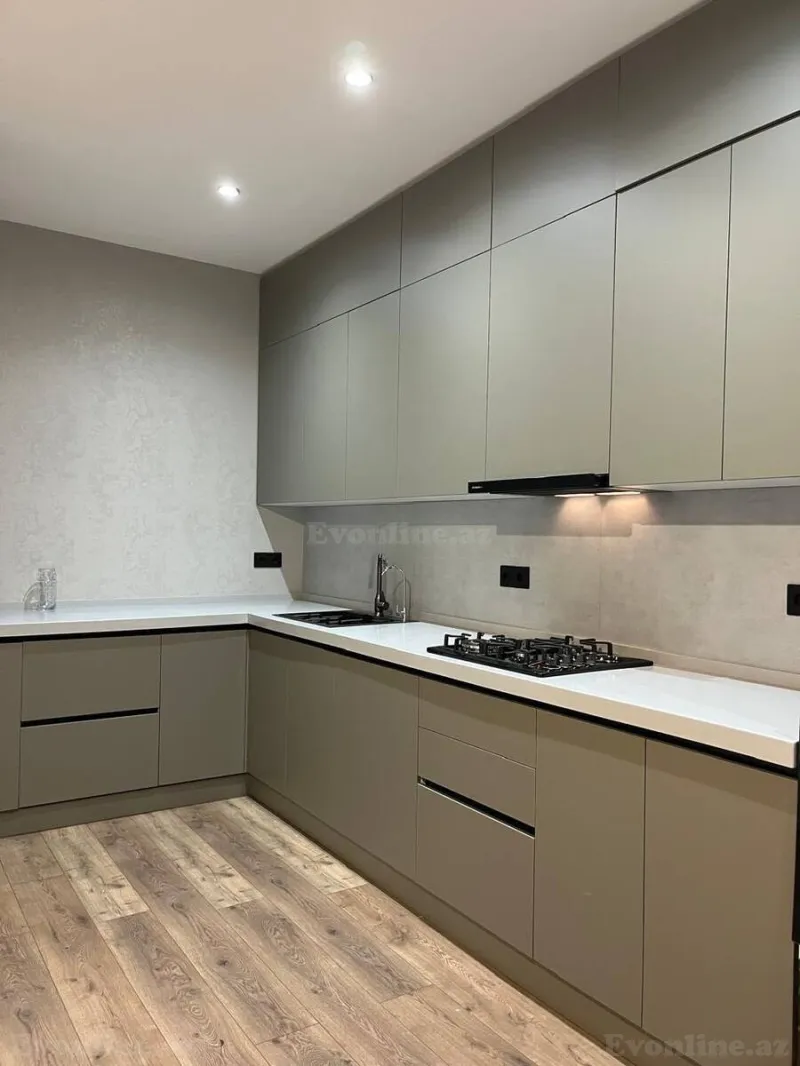 Satılır 7 otaqlı Həyət evi 250 m² Səbail r. - şəkil 6