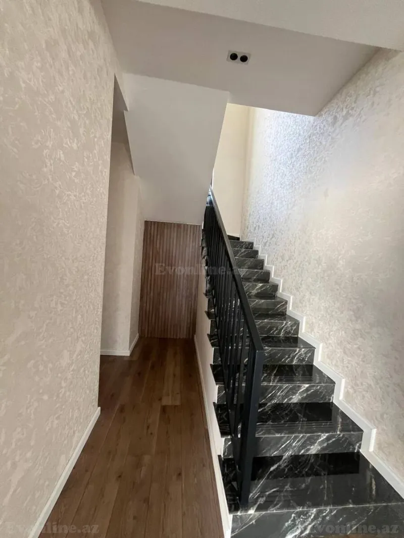 Satılır 7 otaqlı Həyət evi 250 m² Səbail r. - şəkil 12