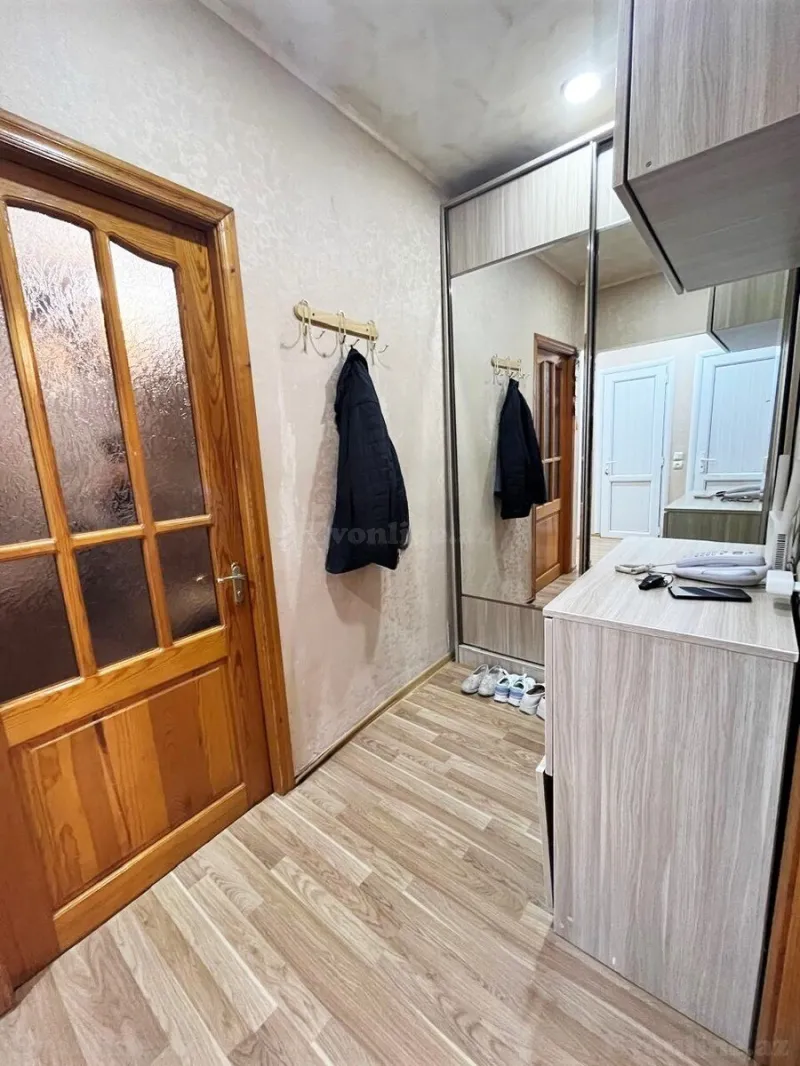 Satılır 2 otaqlı Mənzil Köhnə tikili 70 m² İnşaatçılar m. - şəkil 10