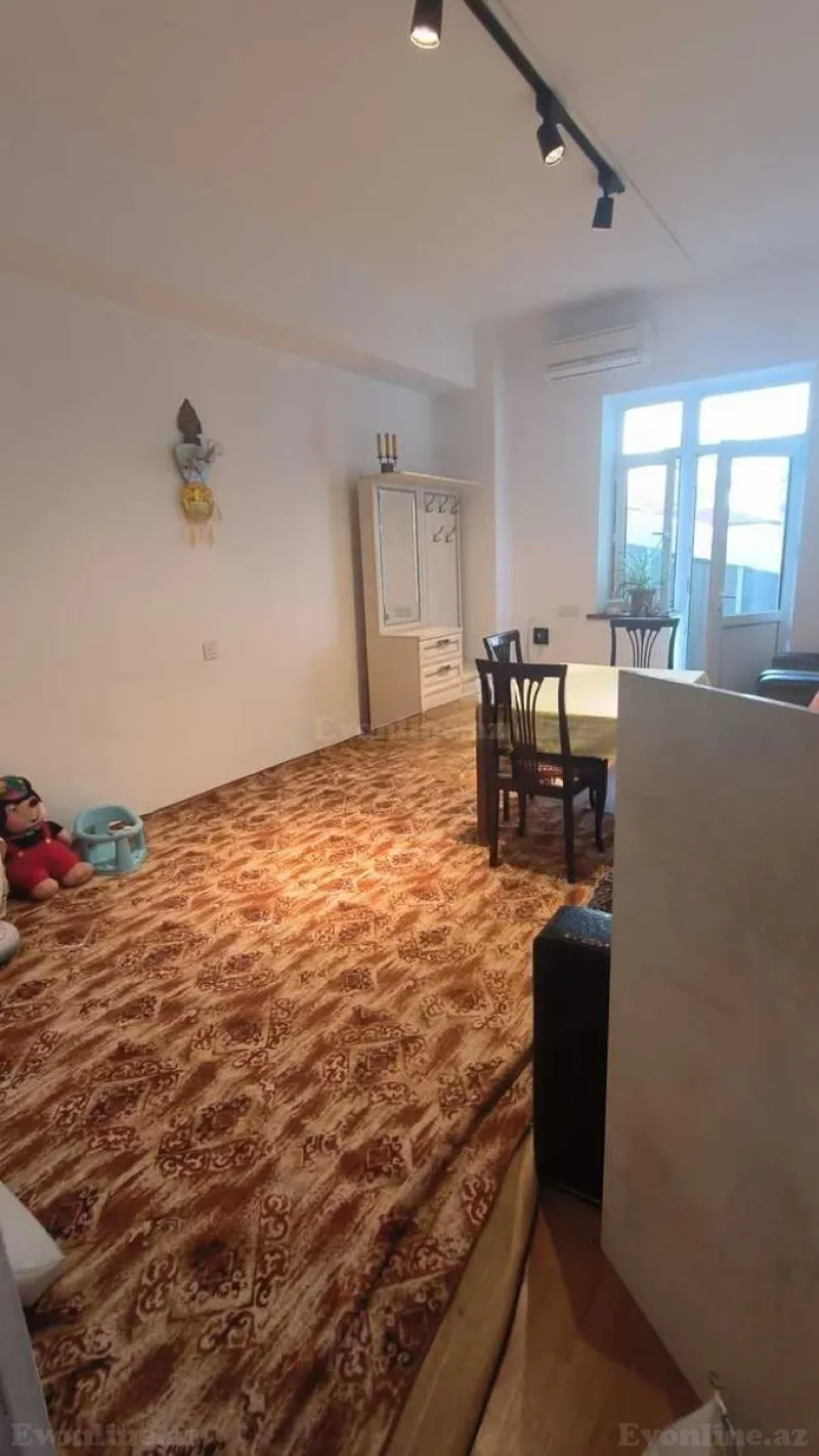 Satılır 1 otaqlı Mənzil Yeni tikili 25 m² 8 Noyabr m. - şəkil 3