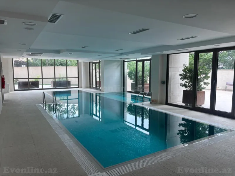 Kirayə verilir 4 otaqlı Mənzil Yeni tikili 195 m² Yasamal r.