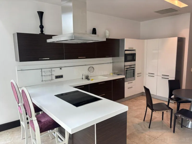 Kirayə verilir 4 otaqlı Mənzil Yeni tikili 195 m² Yasamal r. - şəkil 3