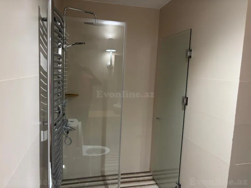 Kirayə verilir 4 otaqlı Mənzil Yeni tikili 195 m² Yasamal r. - şəkil 10