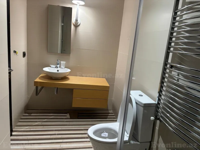 Kirayə verilir 4 otaqlı Mənzil Yeni tikili 195 m² Yasamal r. - şəkil 12