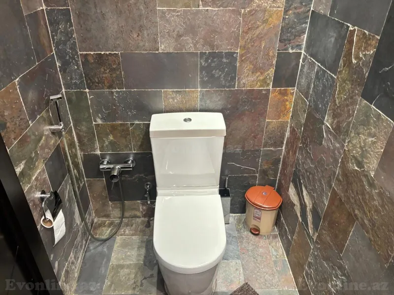 Kirayə verilir 4 otaqlı Mənzil Yeni tikili 195 m² Yasamal r. - şəkil 17