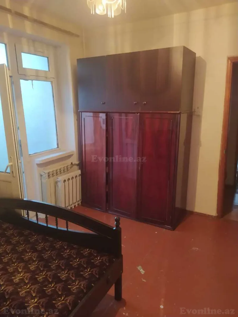 Kirayə verilir 2 otaqlı Mənzil Köhnə tikili 5 m² Memar Əcəmi m. - şəkil 4
