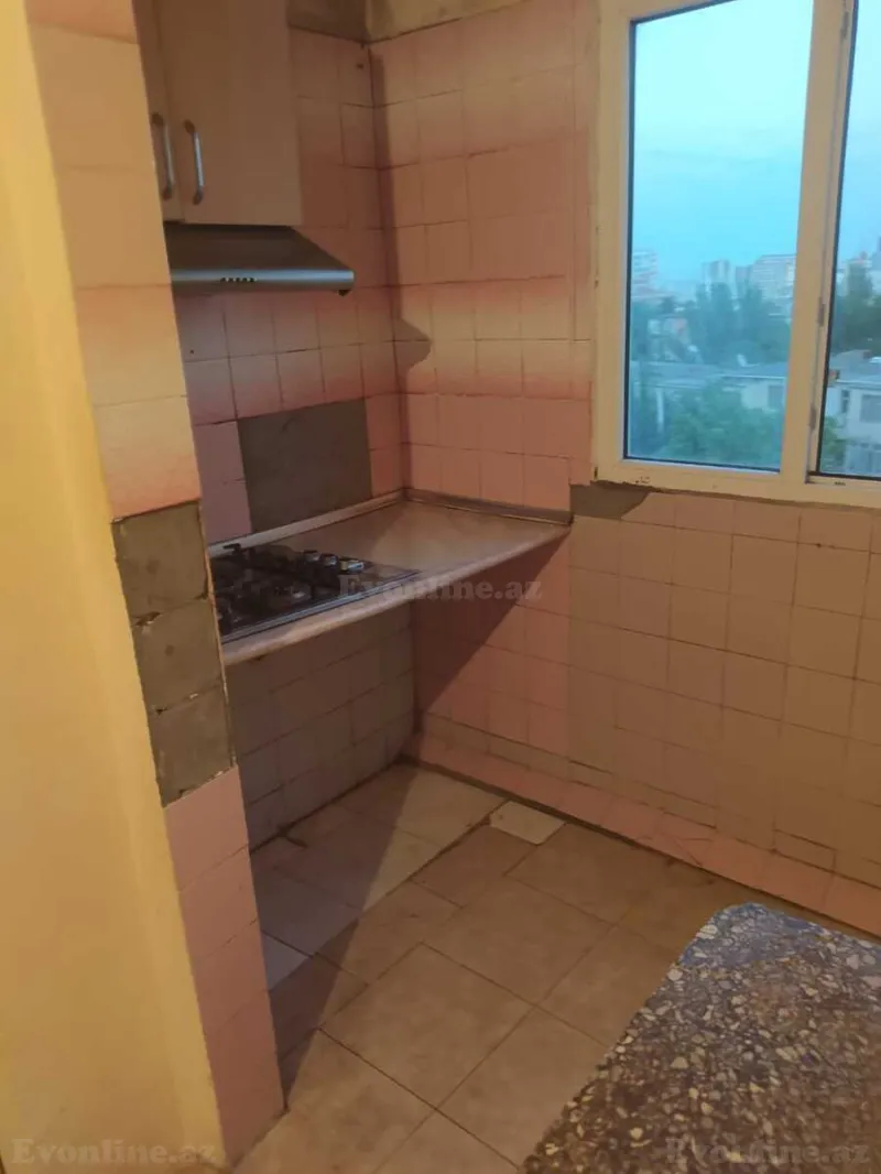Kirayə verilir 2 otaqlı Mənzil Köhnə tikili 5 m² Memar Əcəmi m. - şəkil 15