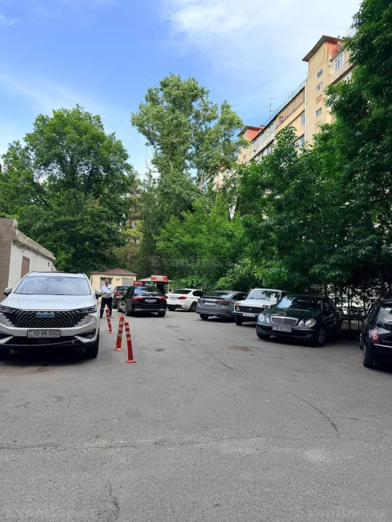 Satılır 3 otaqlı Mənzil Köhnə tikili 85 m² Nəsimi r. - şəkil 6