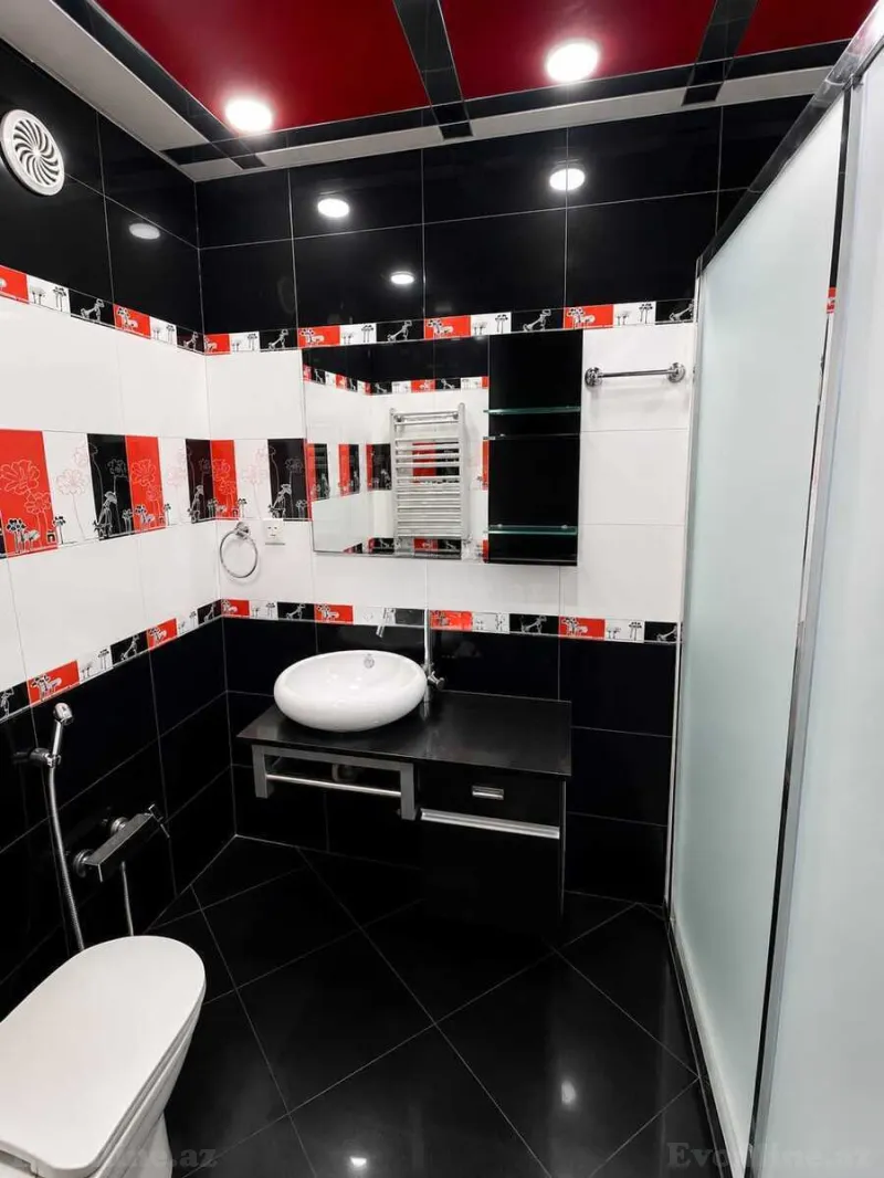 Satılır 4 otaqlı Mənzil Köhnə tikili 120 m² Sahil m. - şəkil 26