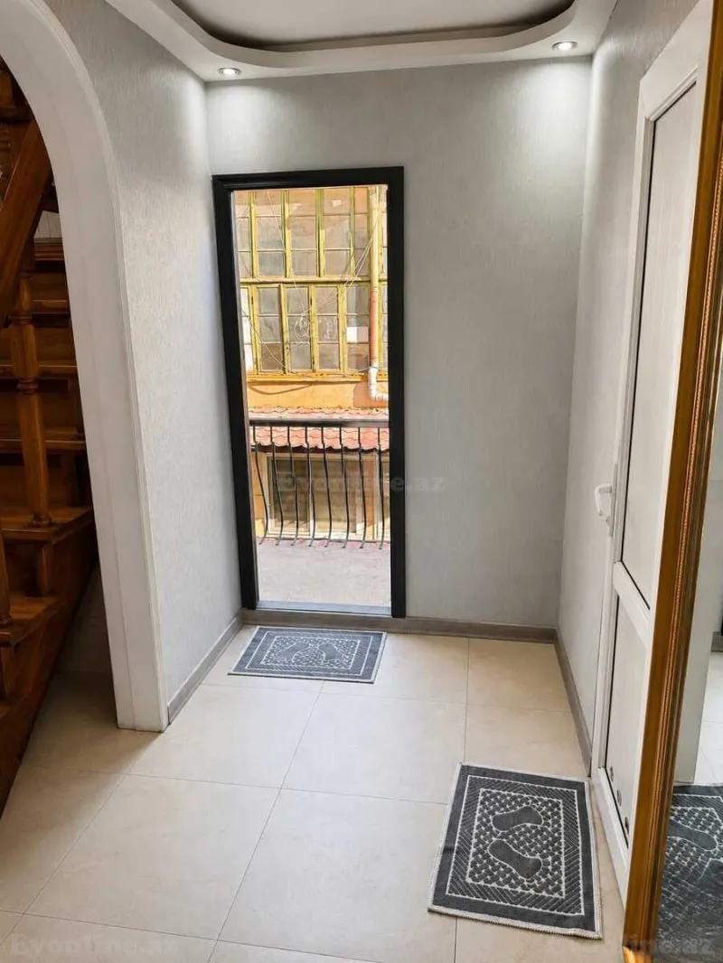 Satılır 4 otaqlı Mənzil Köhnə tikili 120 m² Sahil m. - şəkil 28