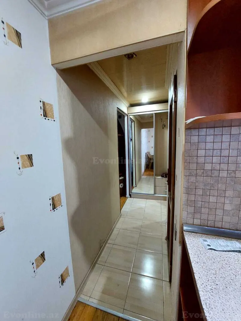 Kirayə verilir 1 otaqlı Mənzil Köhnə tikili 40 m² Elmlər Akademiyası m. - şəkil 9