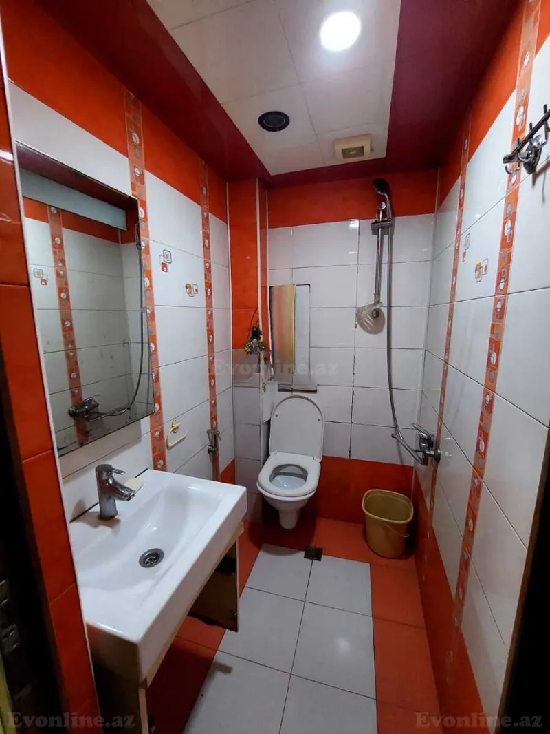 Kirayə verilir 1 otaqlı Mənzil Köhnə tikili 40 m² Elmlər Akademiyası m. - şəkil 10
