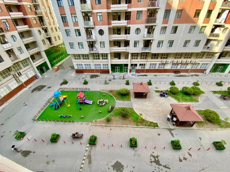 2 otaqlı Mənzil 60 m² 8 Noyabr m. Kirayə verilir