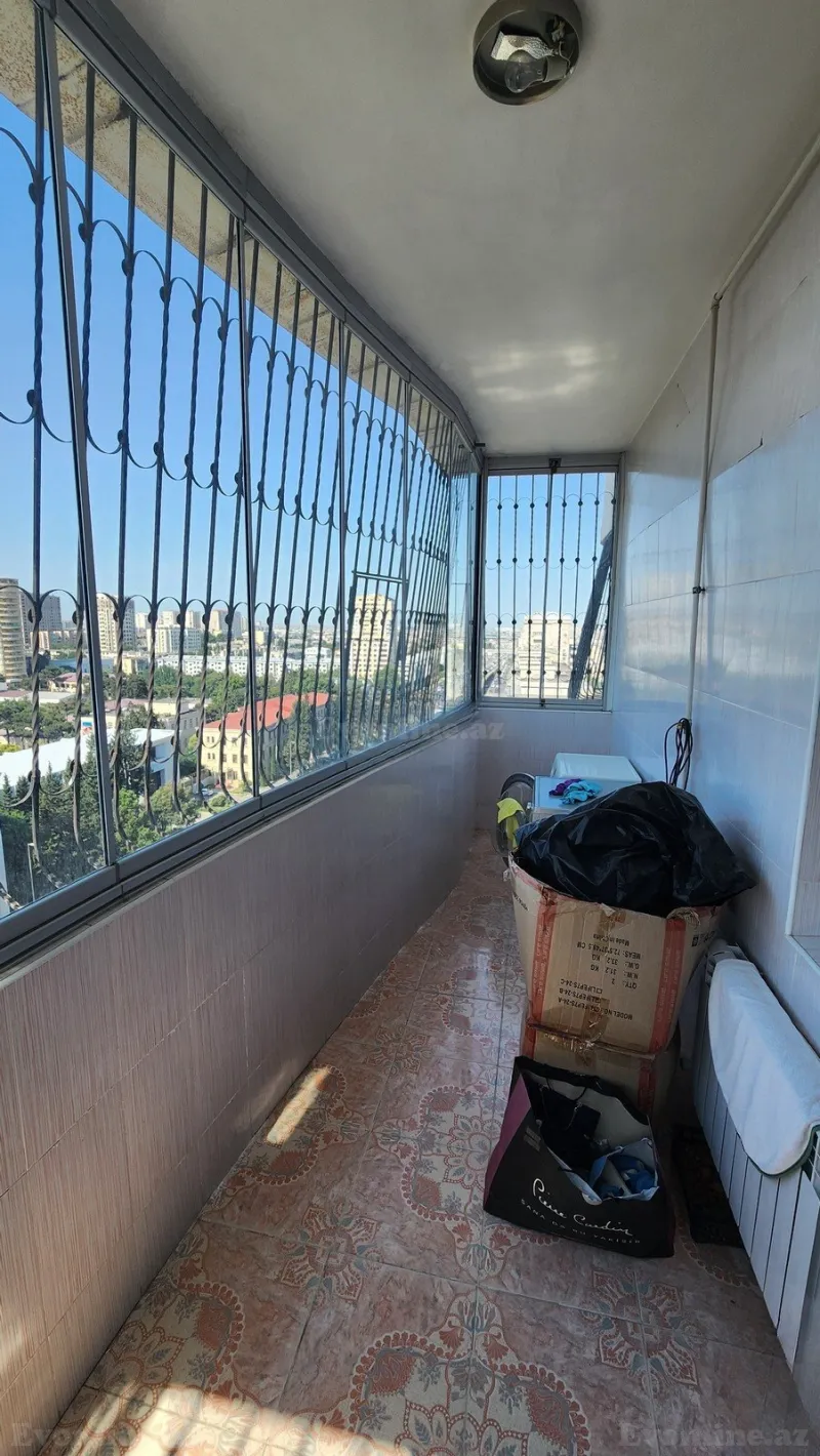 Kirayə verilir 3 otaqlı Mənzil Yeni tikili 220 m² Gənclik m. - şəkil 15