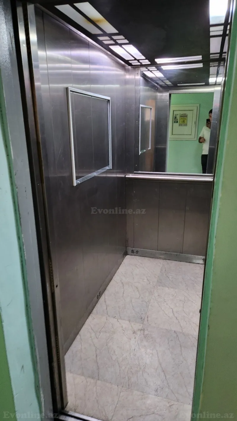 Kirayə verilir 3 otaqlı Mənzil Yeni tikili 220 m² Gənclik m. - şəkil 22