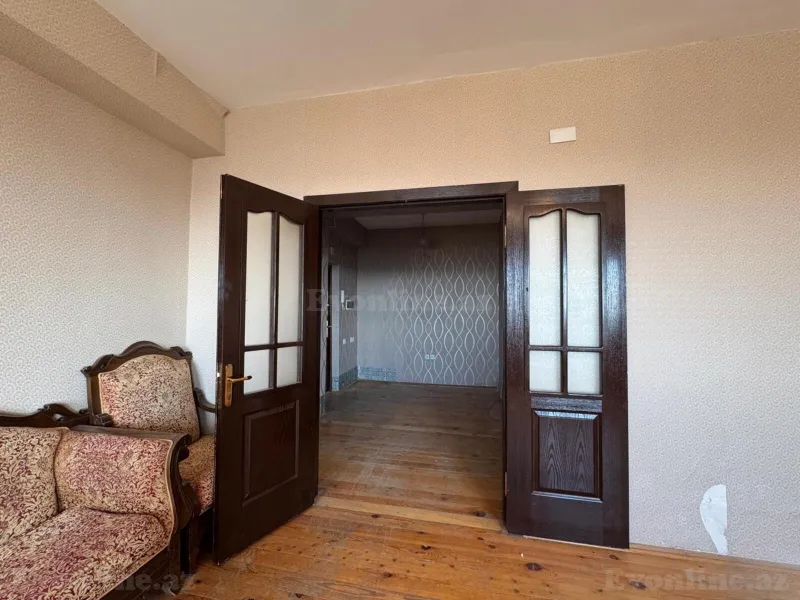 Satılır 4 otaqlı Mənzil Yeni tikili 141 m² Xalqlar Dostluğu m. - şəkil 10