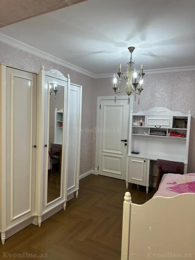 Satılır 4 otaqlı Mənzil Köhnə tikili 100 m² Neftçilər m. - şəkil 14